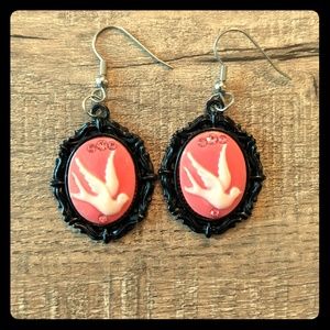 Bird Cameo earrings 💫